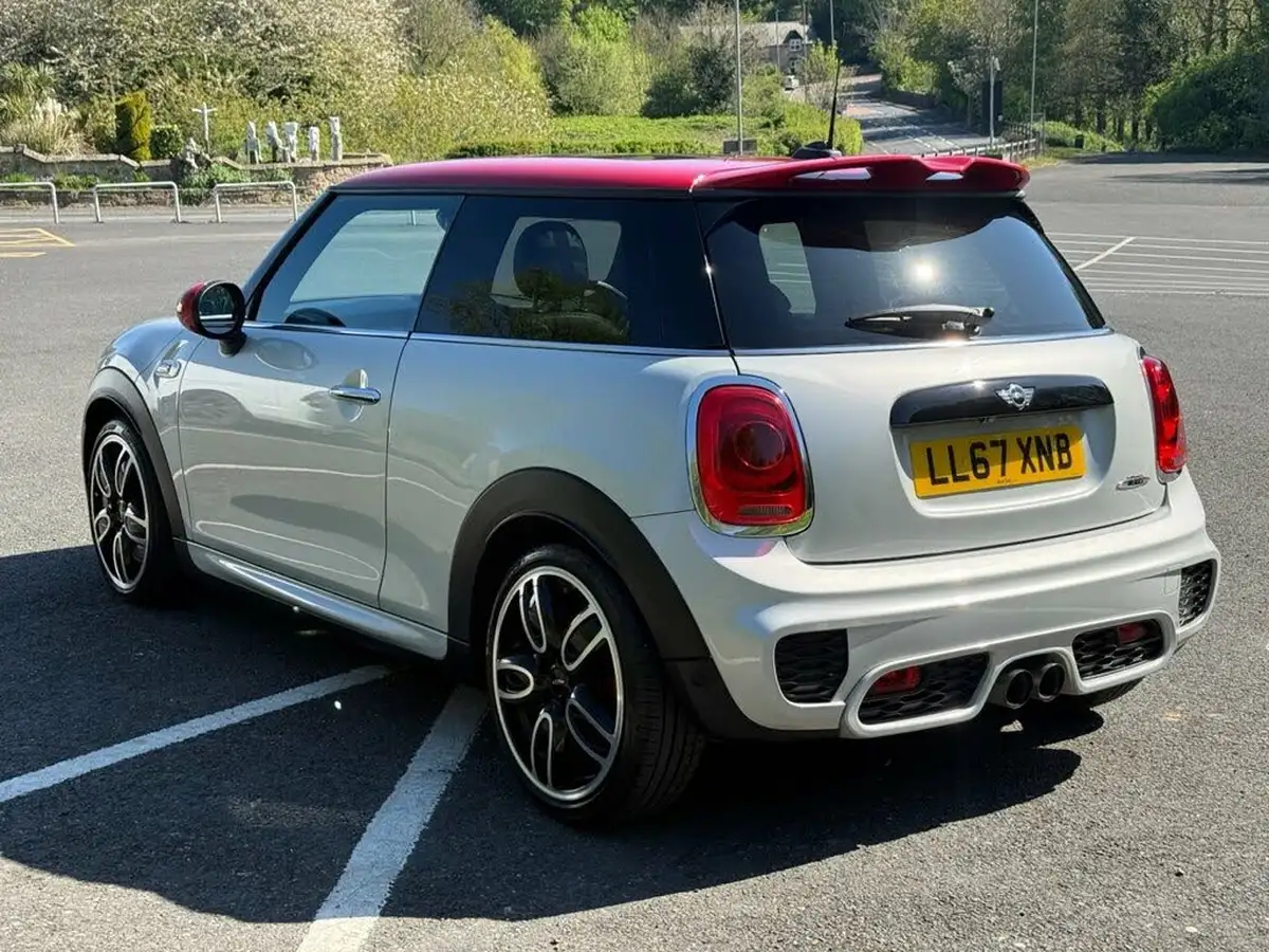 2017-mini-cooper-20-cooper-jcw-sport-auto-big-3