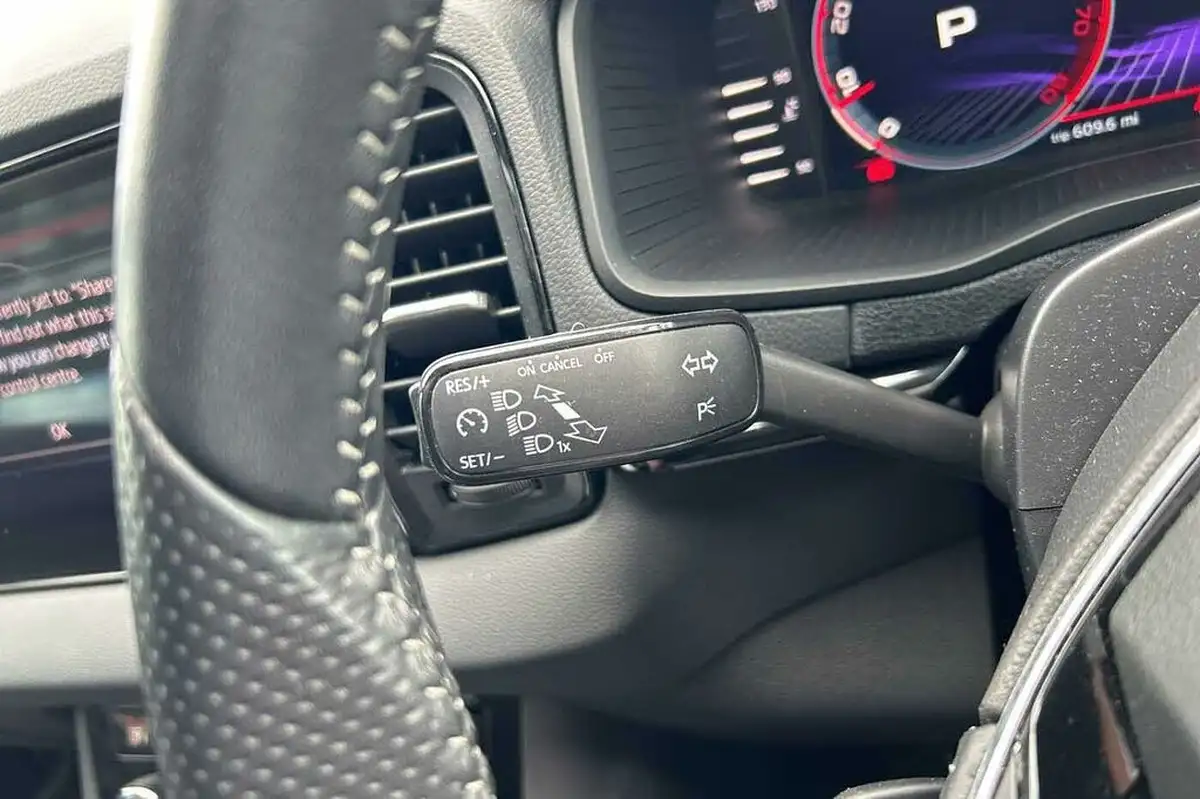 2023-skoda-karoq-15-tsi-sportline-dsg-big-39