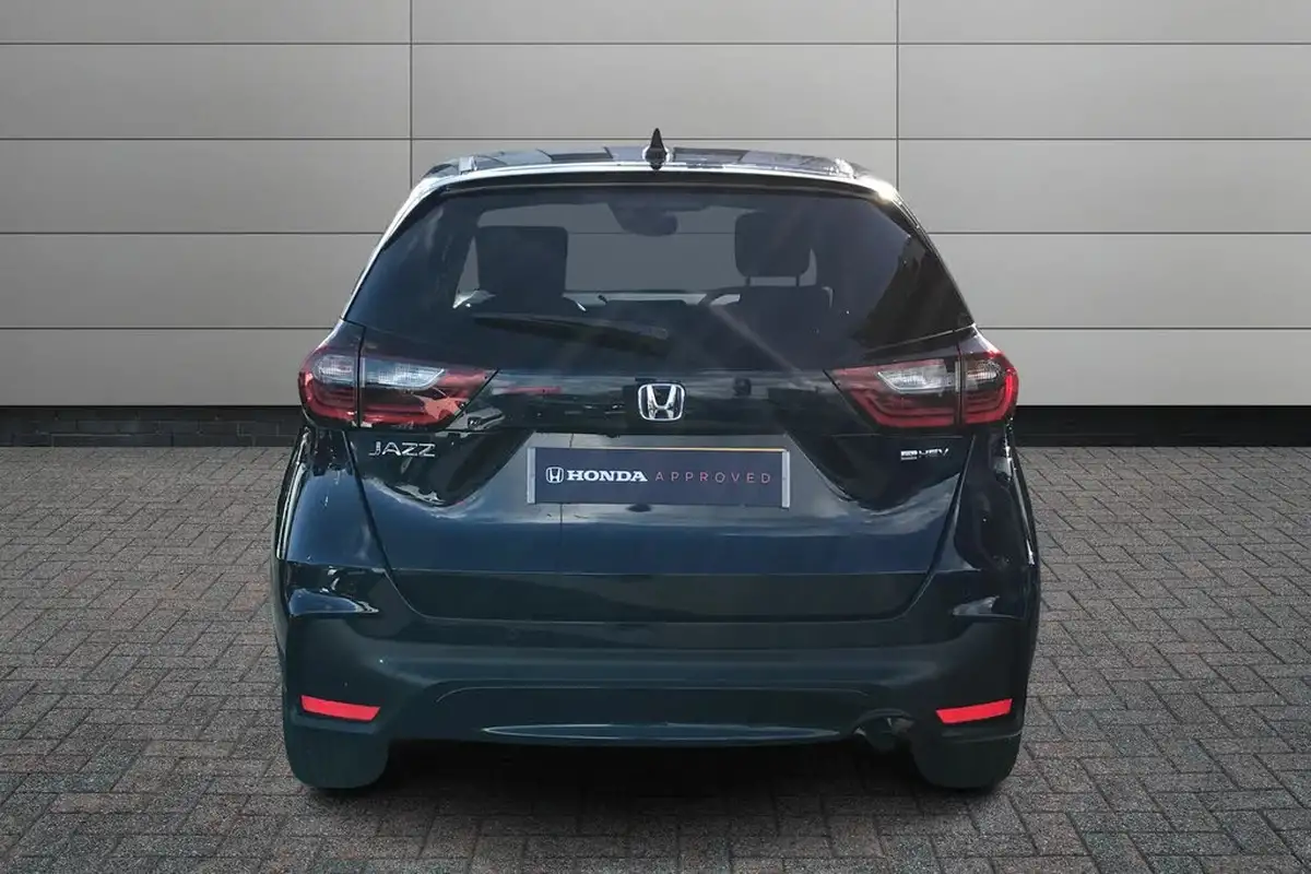 2024-honda-jazz-15-i-mmd-advance-big-6