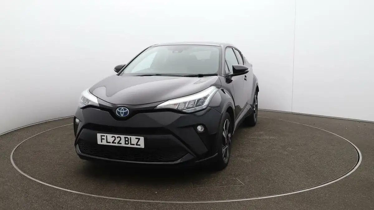2022-toyota-c-hr-18-vvt-i-design-big-36
