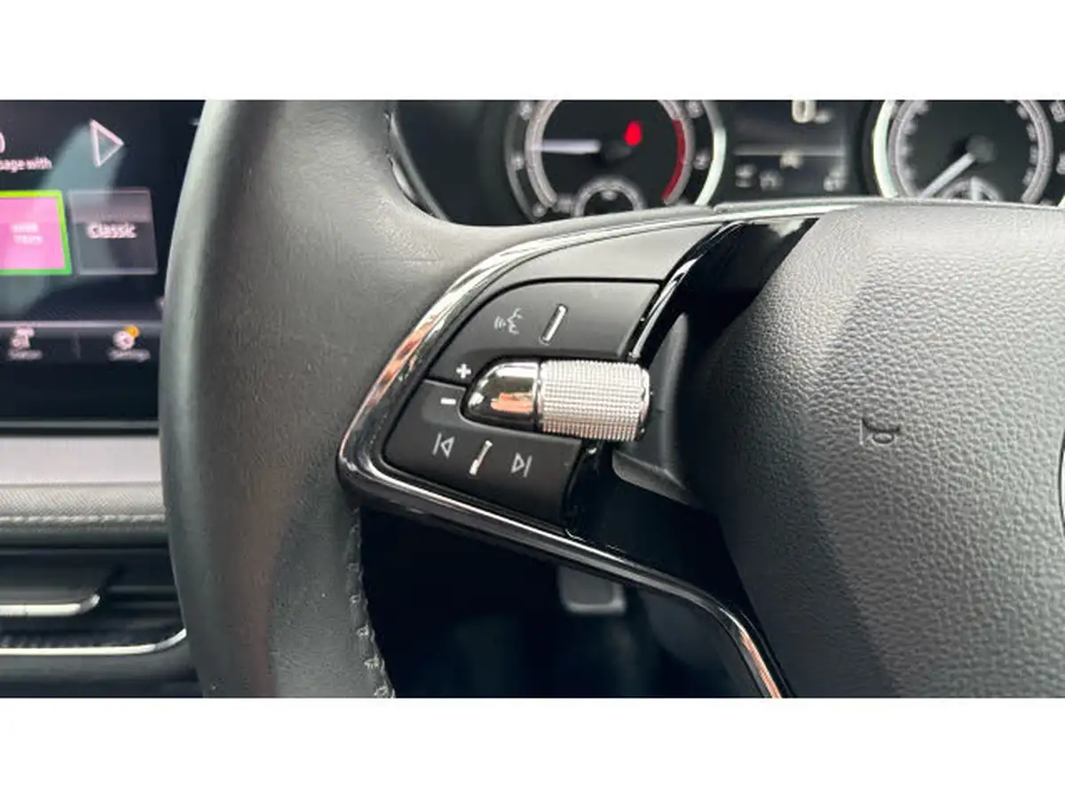 2022-skoda-fabia-10-tsi-se-l-109ps-hatchback-big-16