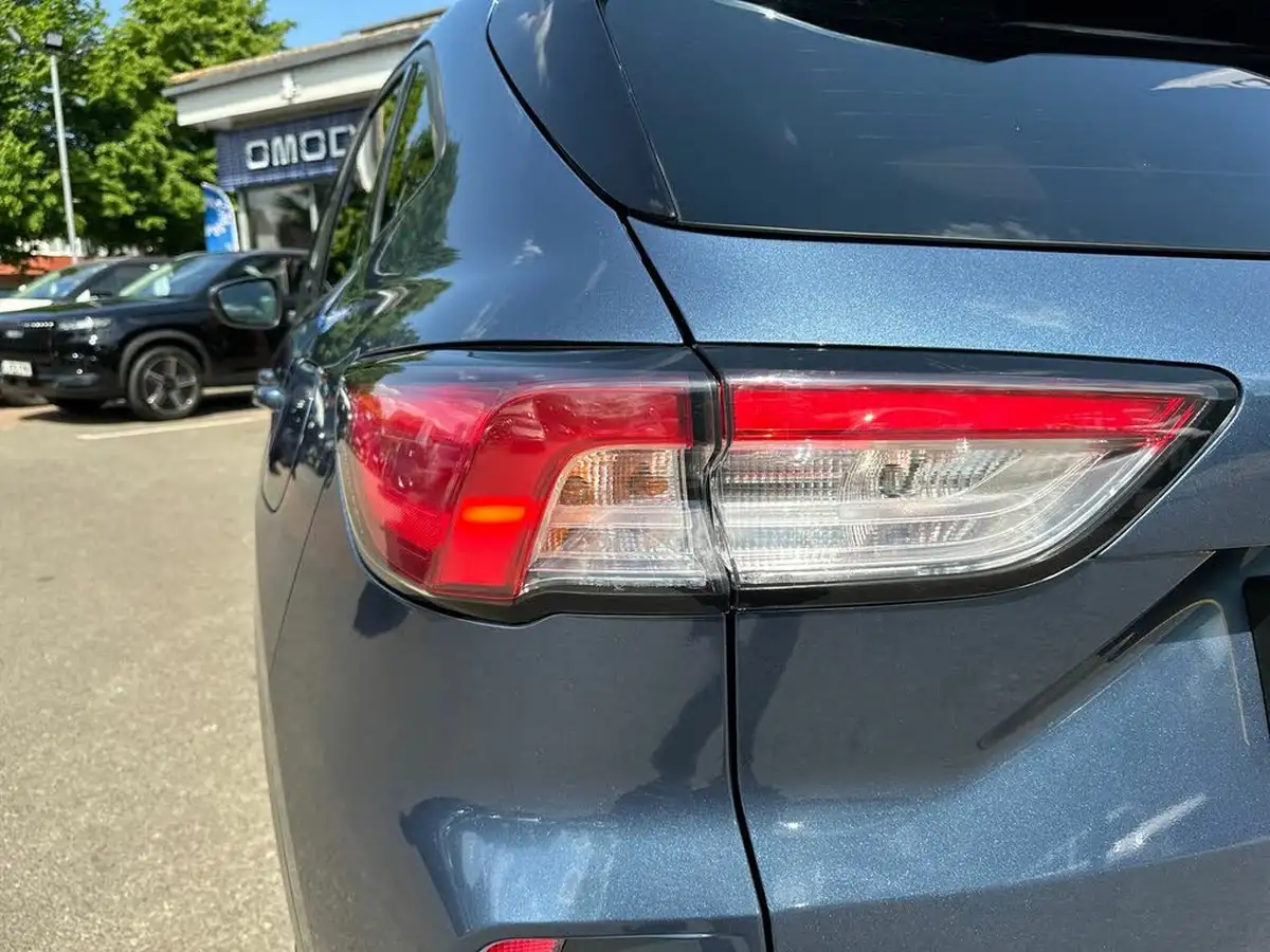 2022-ford-kuga-25t-st-line-x-edition-190ps-fhev-big-32