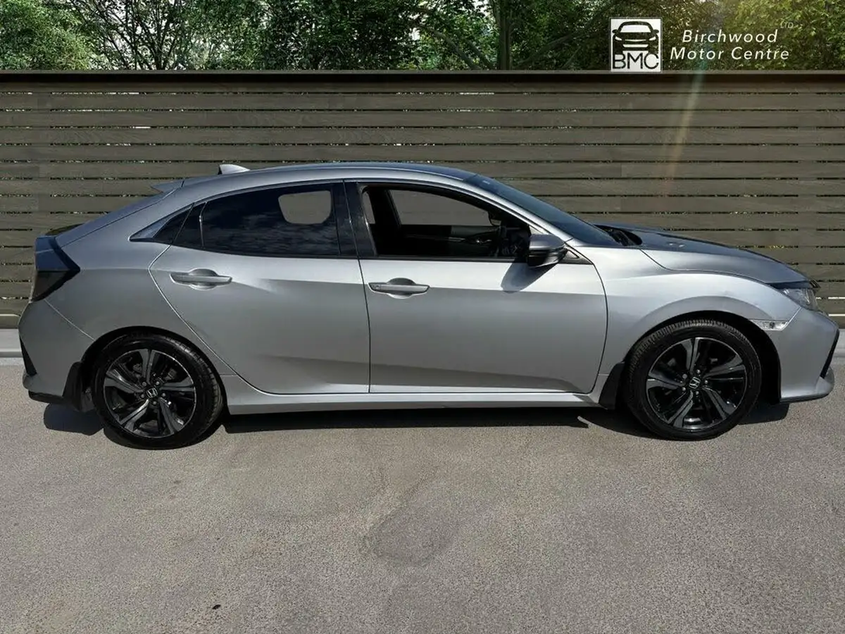 2017-honda-civic-10-vtec-turbo-sr-cvt-big-7