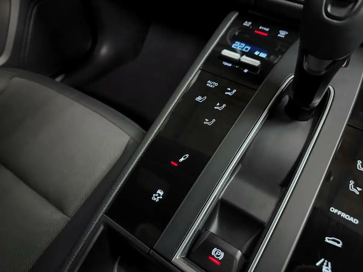 2022-porsche-macan-29-v6-s-big-50