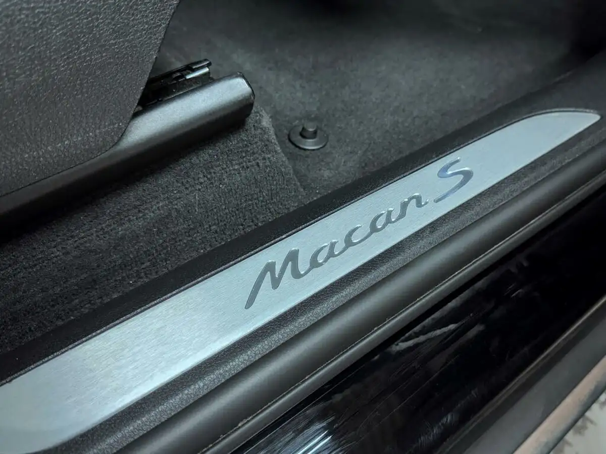 2022-porsche-macan-29-v6-s-big-26