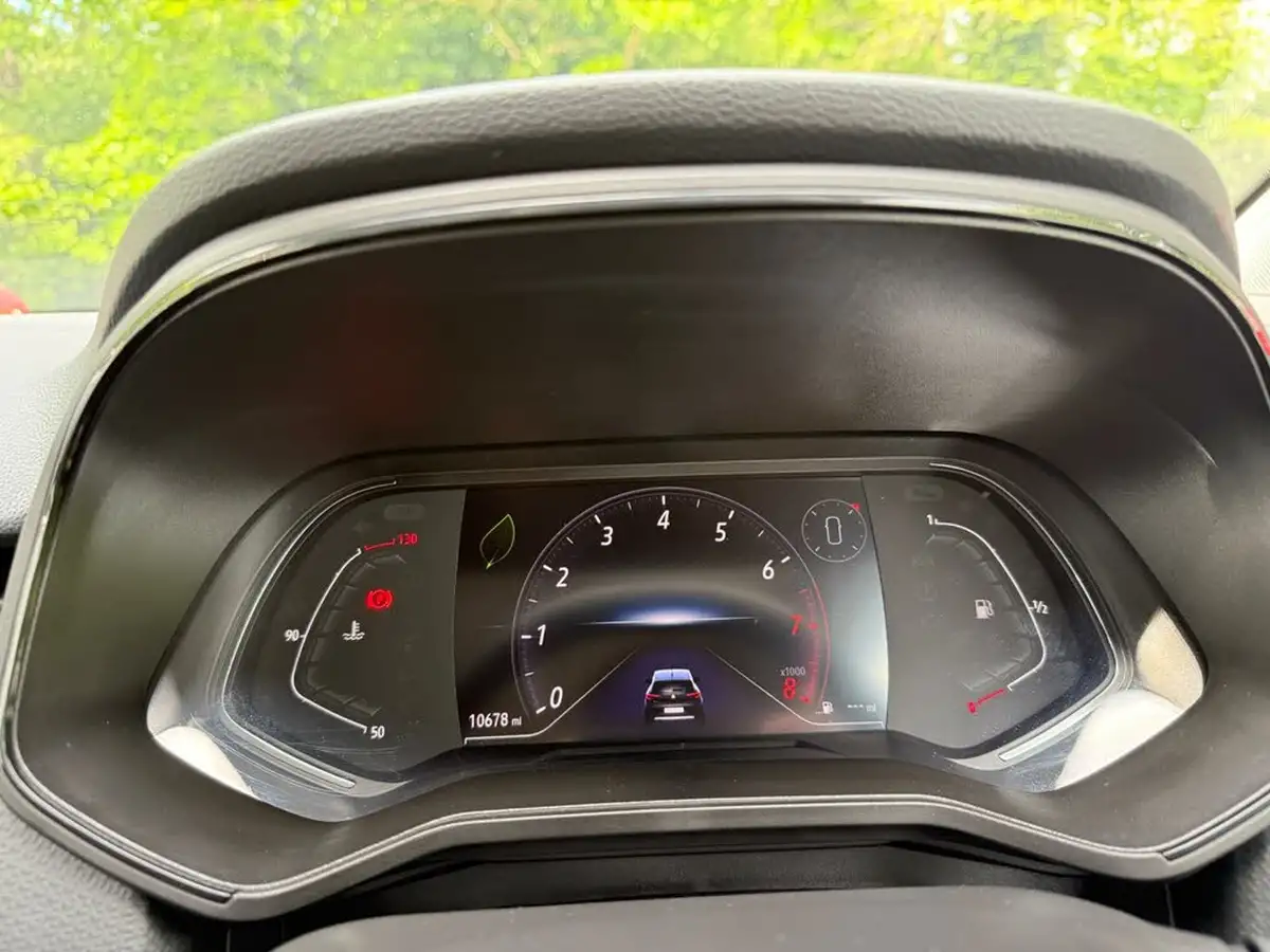 2023-renault-clio-10-tce-evolution-big-19