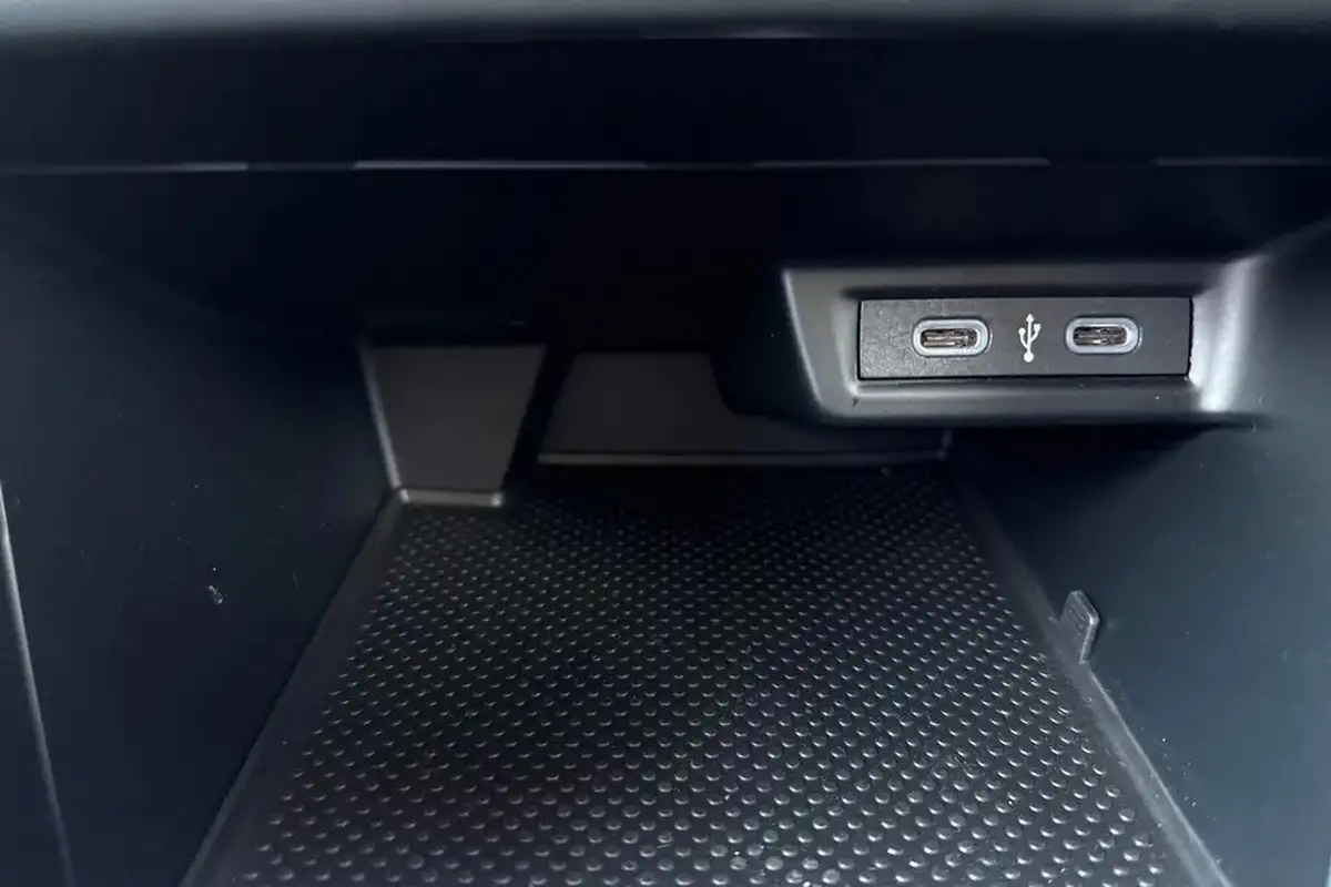 2023-volkswagen-polo-10-tsi-life-big-35
