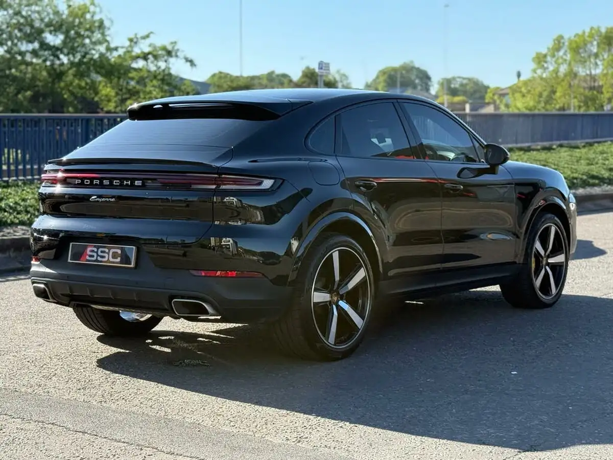 2024-porsche-cayenne-30-v6-353ps-coupe-big-10