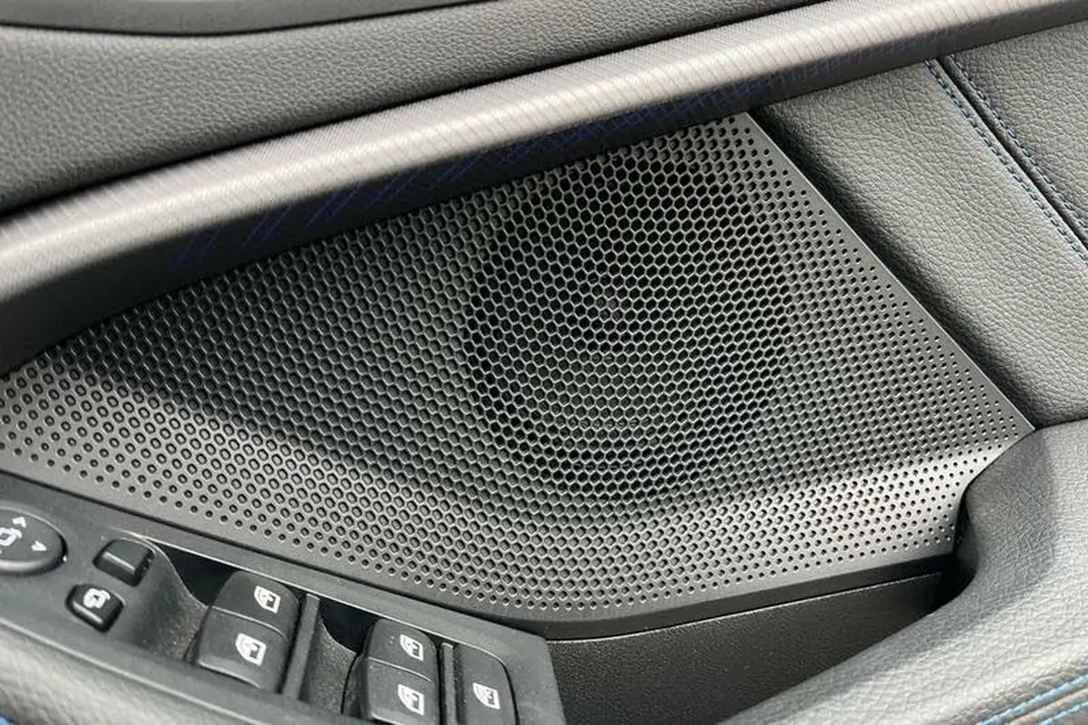2023-bmw-1-series-15-118i-m-sport-lcp-dct-big-29