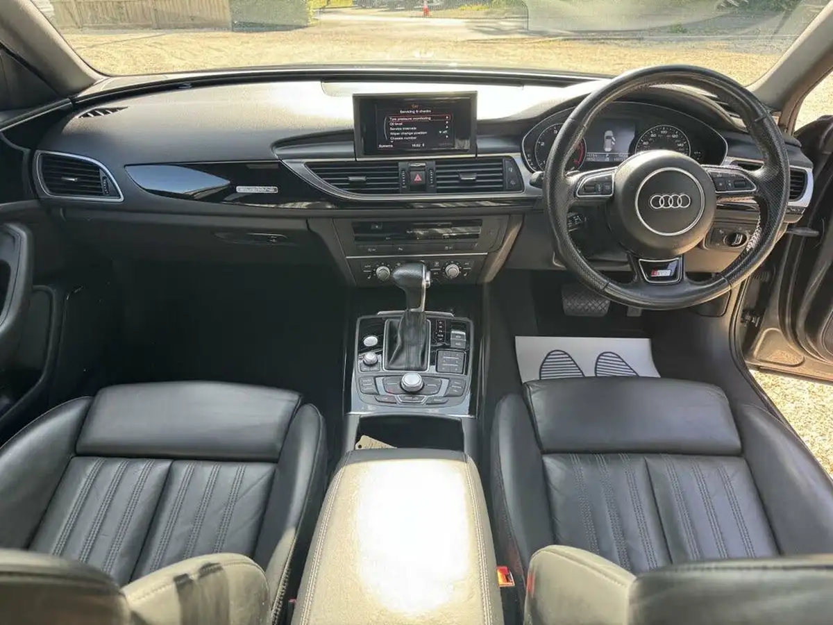 2014-audi-a6-avant-30bitdi-quattro-black-edition-312ps-estate-big-16