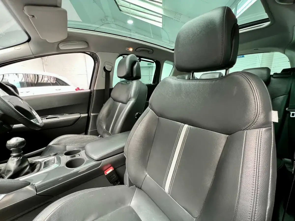 2012-peugeot-3008-crossover-16td-sportium-big-2