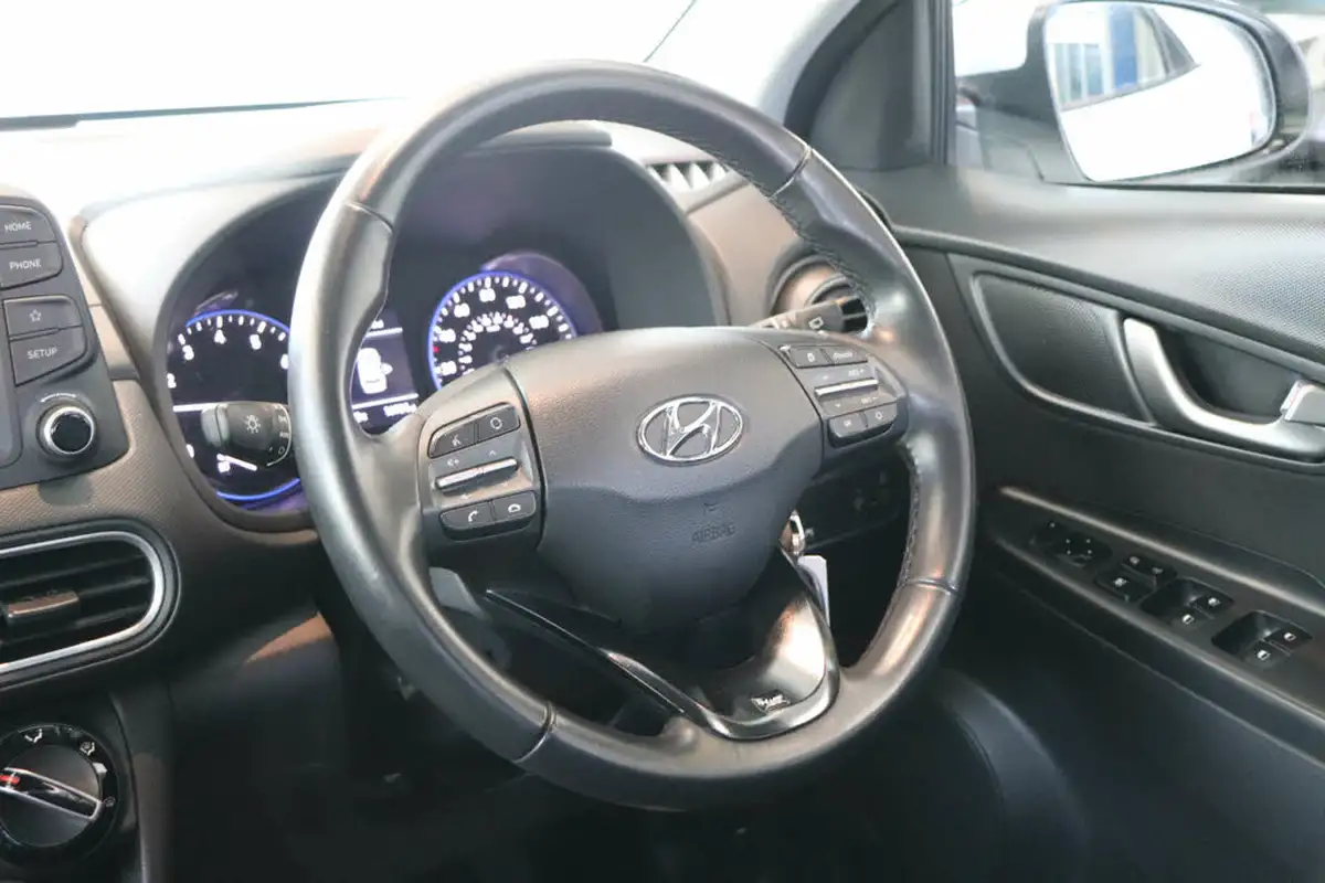2019-hyundai-kona-10-t-gdi-play-big-15
