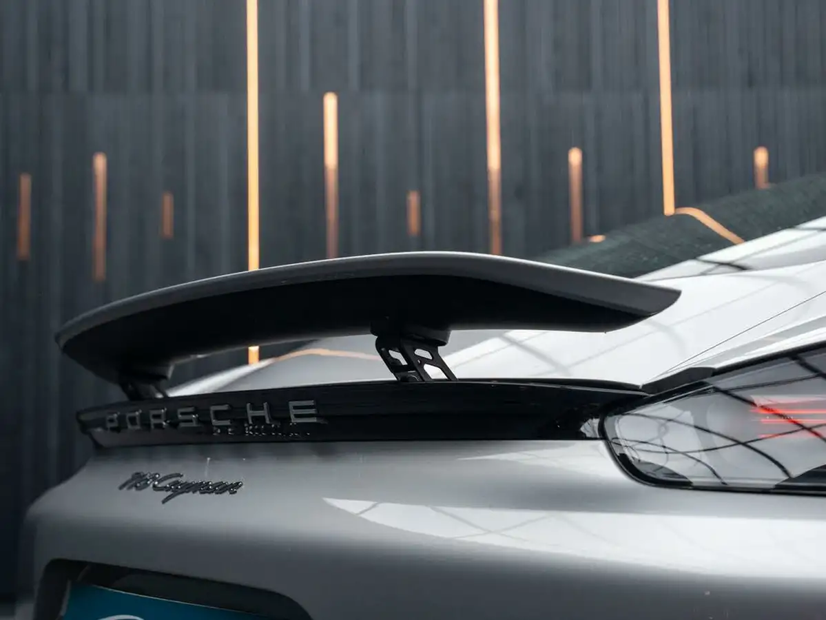2019-porsche-cayman-718-20-cayman-pdk-big-24