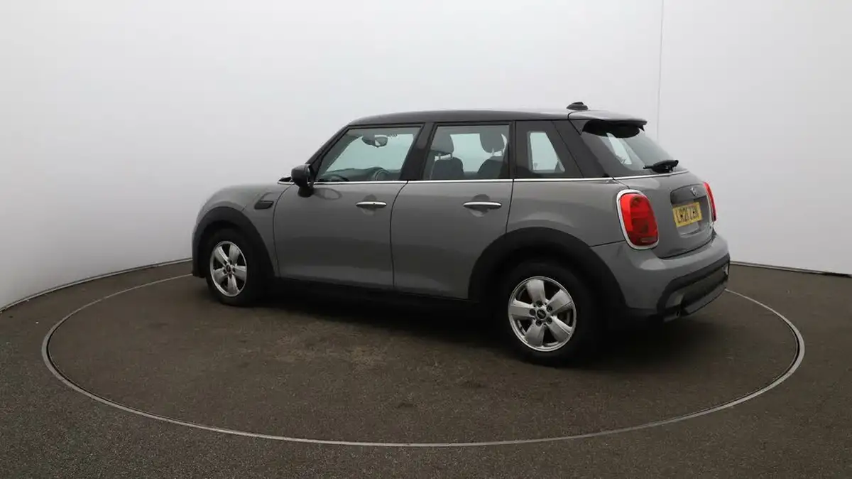 2021-mini-cooper-15-cooper-classic-hatchback-5d-auto-big-34