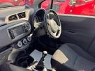 2013-toyota-yaris-133-tr-vvt-i-5d-small-17