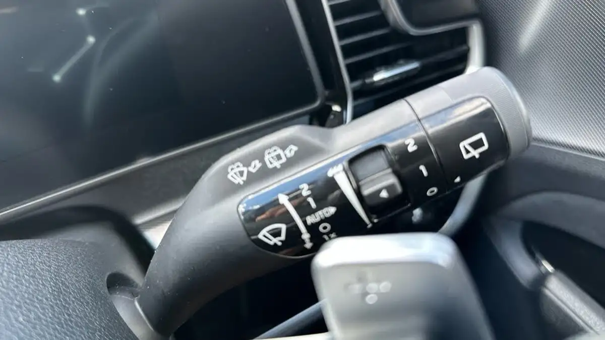 2025-kia-sportage-16-t-gdi-gt-line-157bhp-48v-dct-big-15