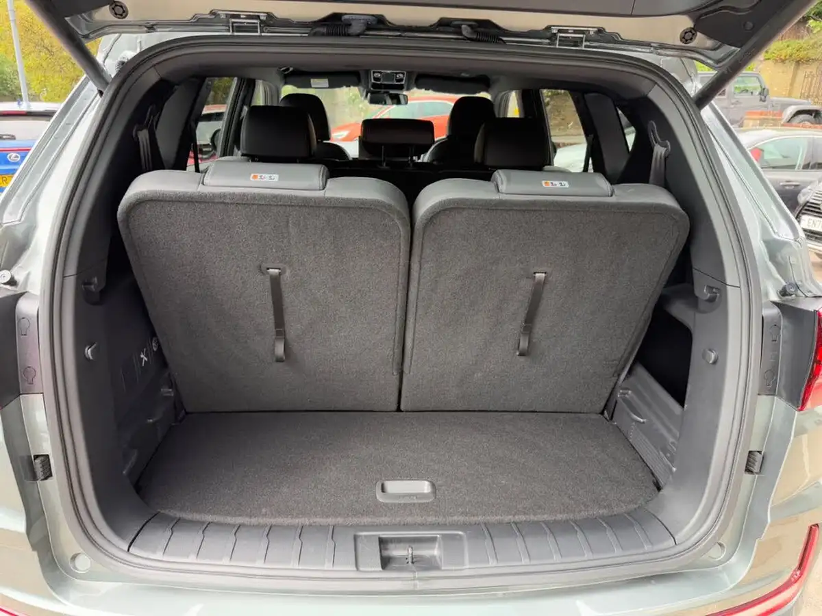 2024-kgm-ssangyong-rexton-22td-k40-big-38
