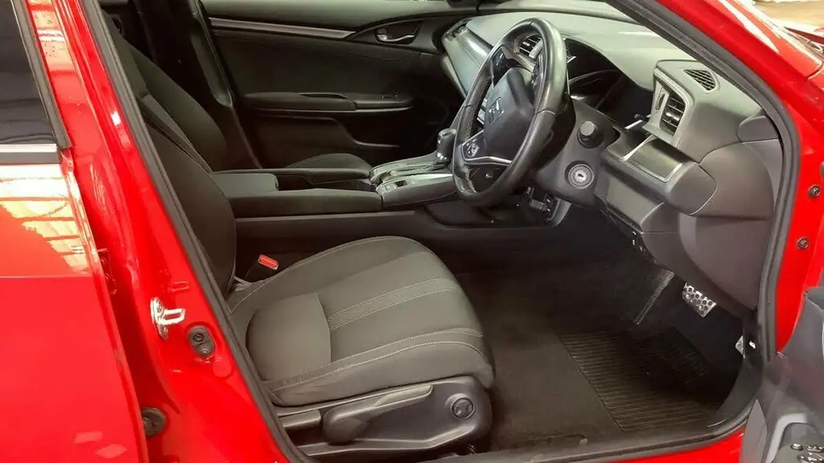 2018-honda-civic-10-vtec-turbo-sr-126ps-hatchback-5d-cvt-big-10