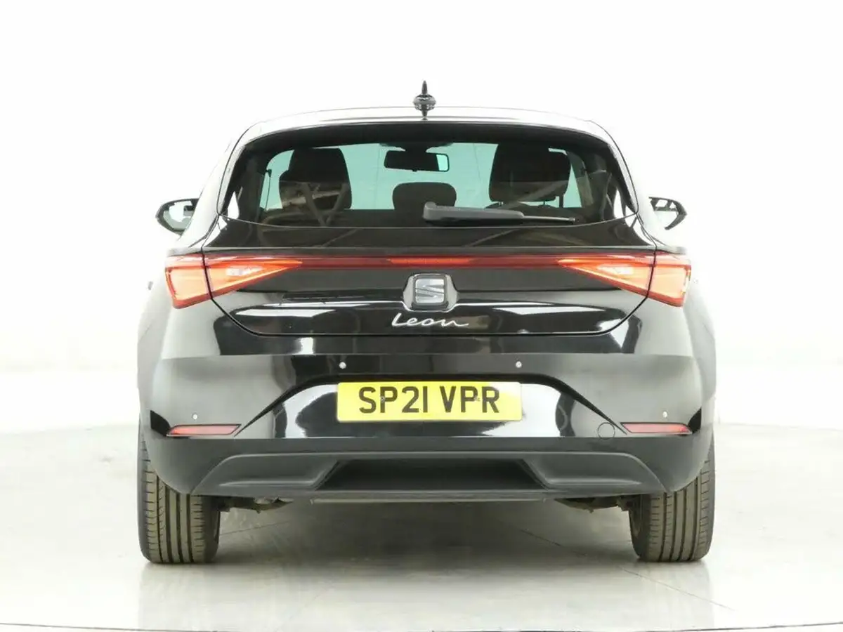2020-seat-leon-15-tsi-evo-se-dynamic-hatchback-big-8