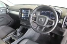 2021-volvo-xc40-15-t3-momentum-161bhp-small-4