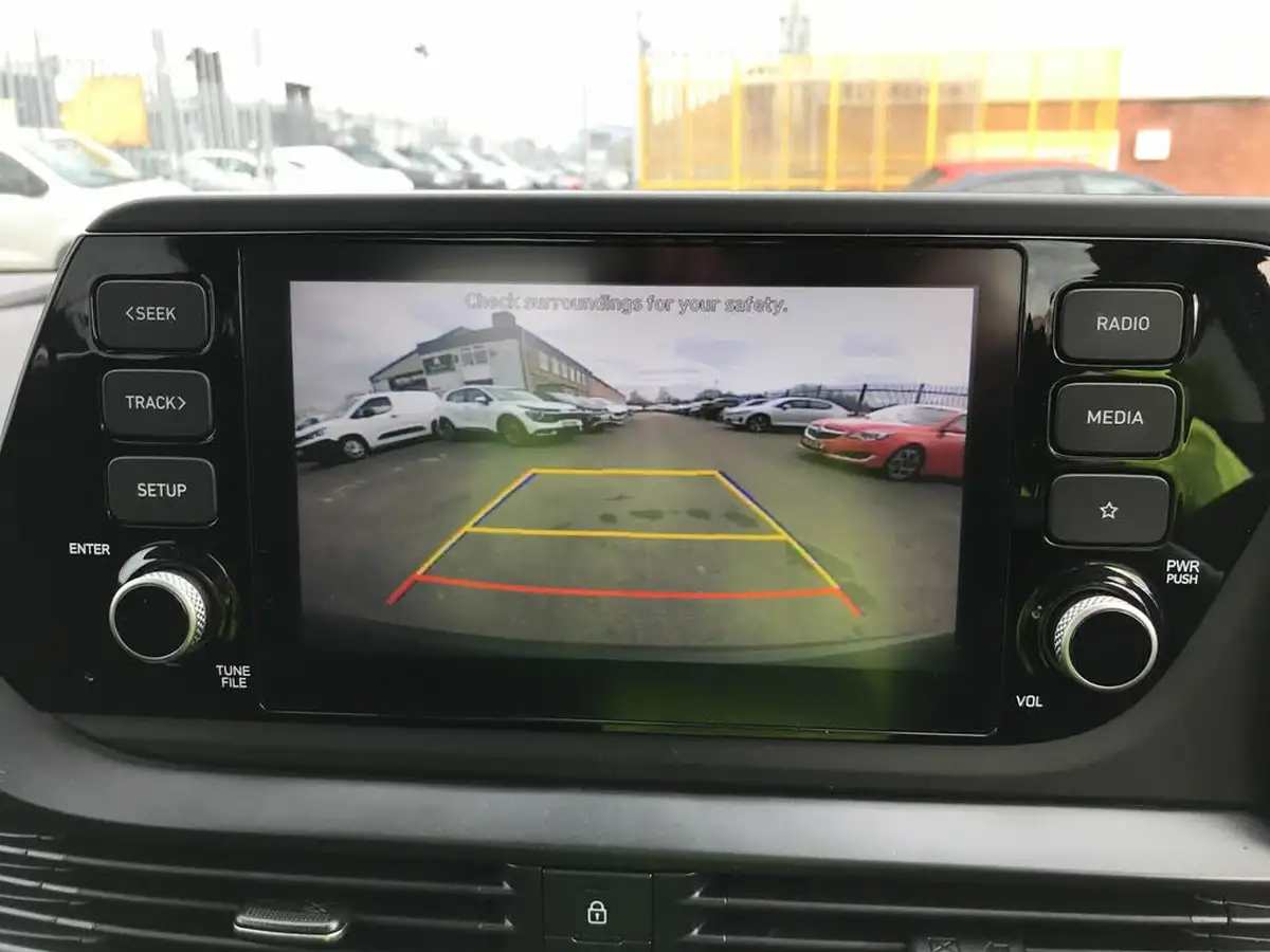 2023-hyundai-bayon-10-t-gdi-se-connect-dct-big-34