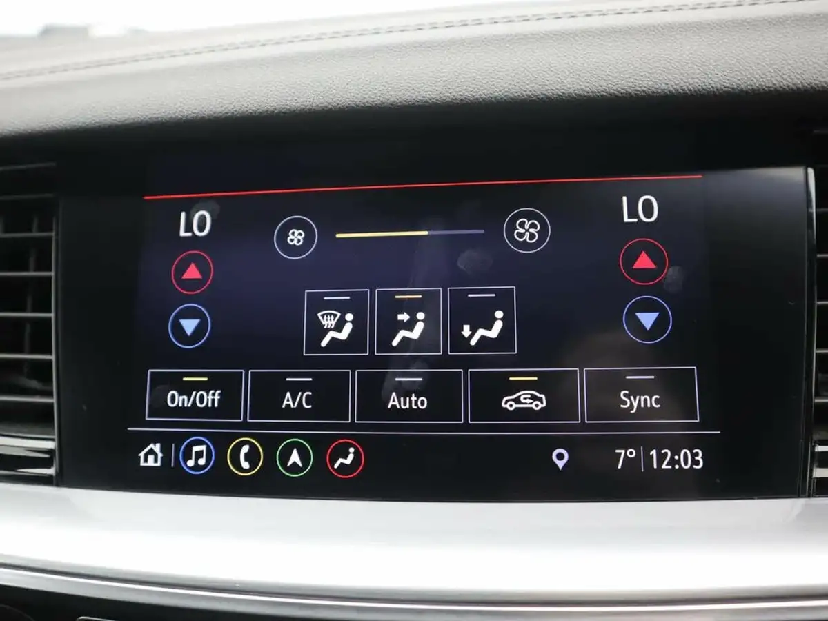 2021-vauxhall-insignia-grand-sport-15-turbo-d-ultimate-nav-big-13