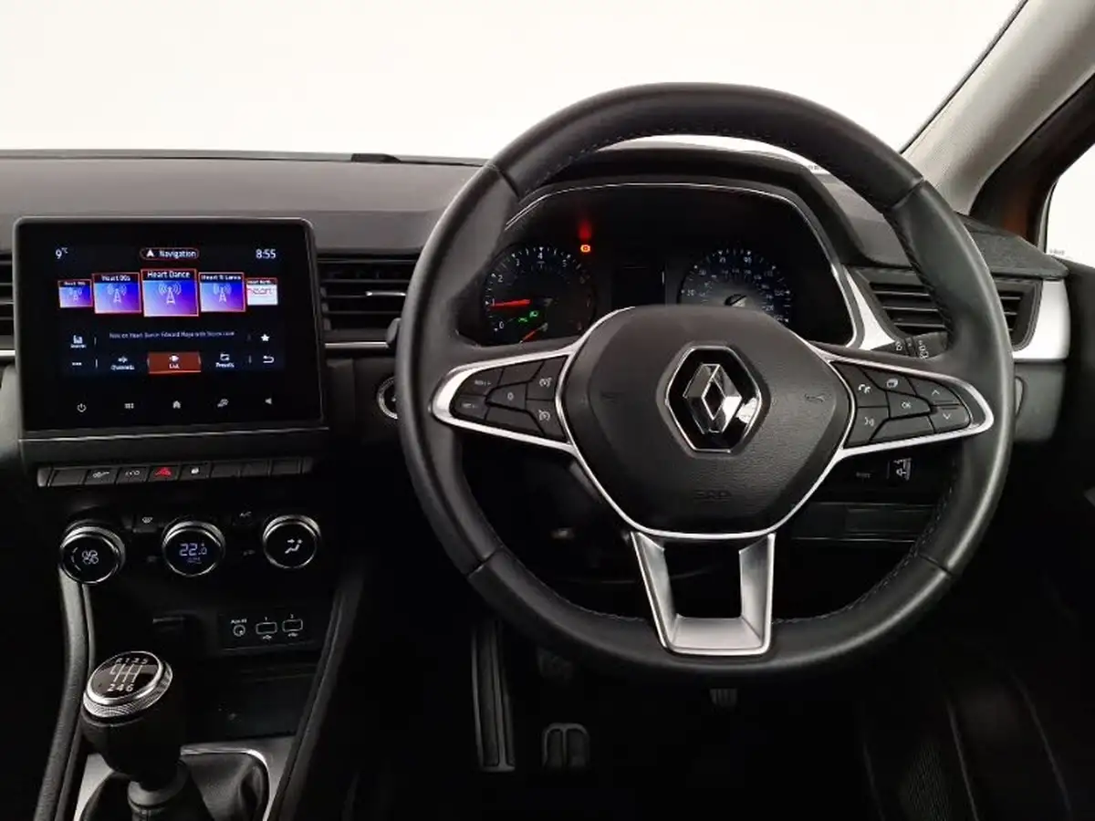2022-renault-captur-10-tce-iconic-edition-big-6