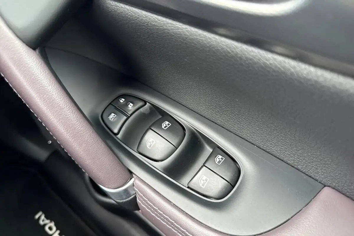 2018-nissan-qashqai-16dci-pilot-one-edition-big-46