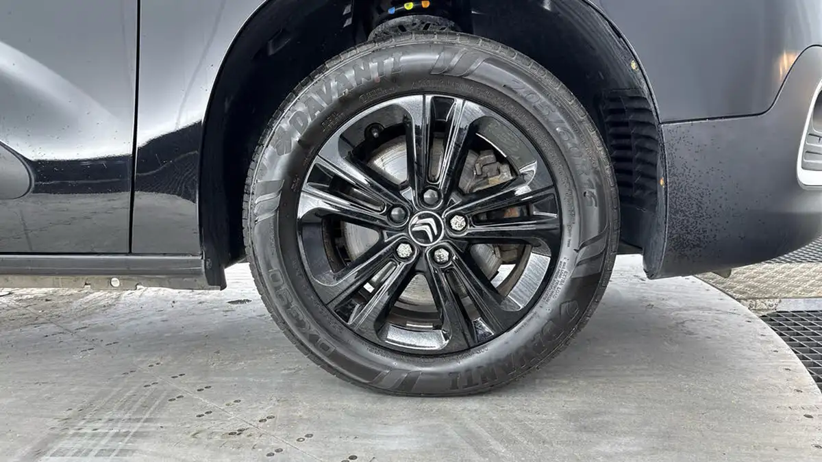 2019-citroen-berlingo-15bluehdi-flair-xl-size-100ps-big-24