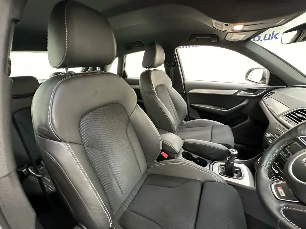 2018-audi-q3-20-tdi-s-line-edition-big-12