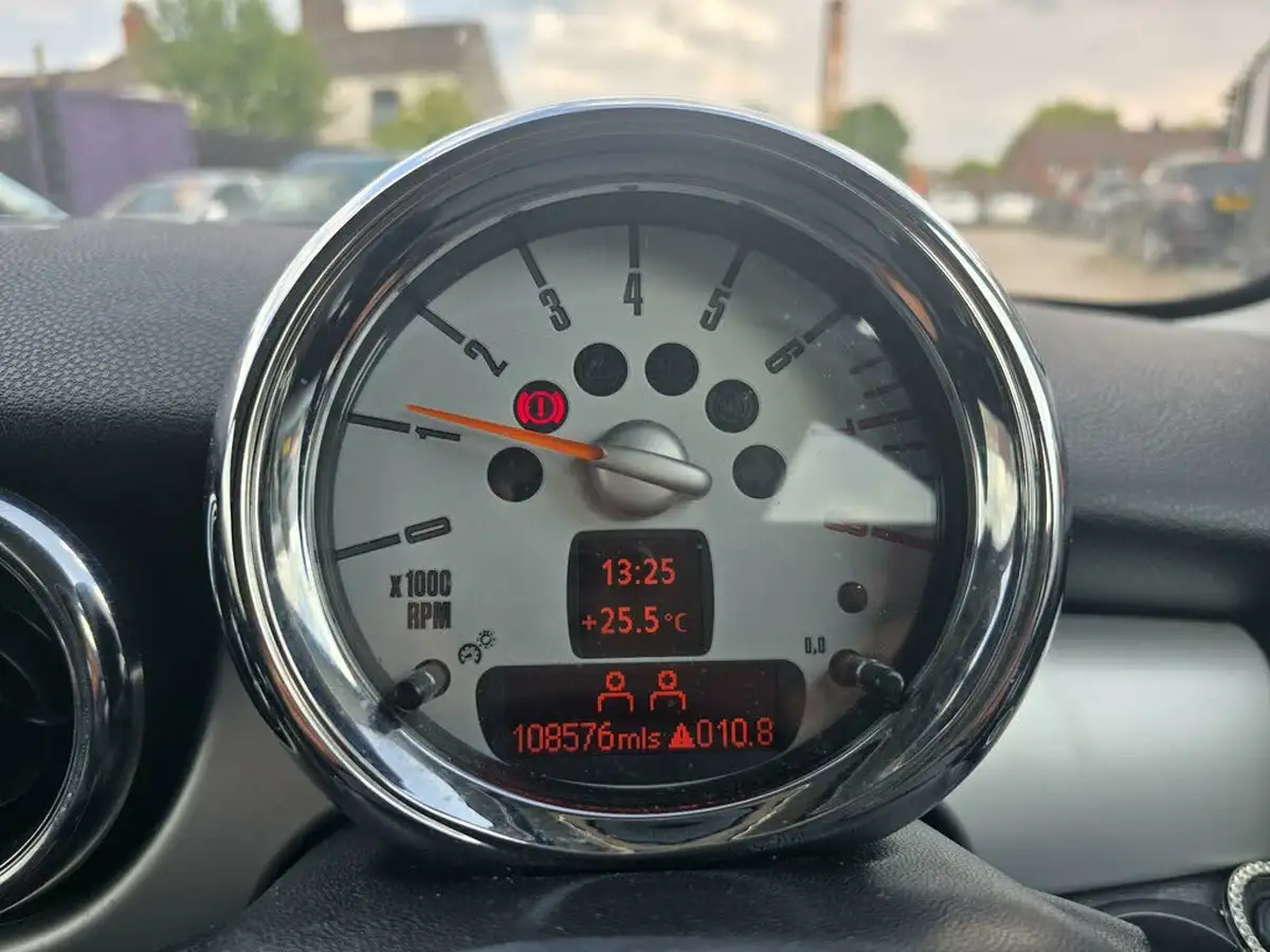 2007-mini-cooper-14-one-95bhp-big-9