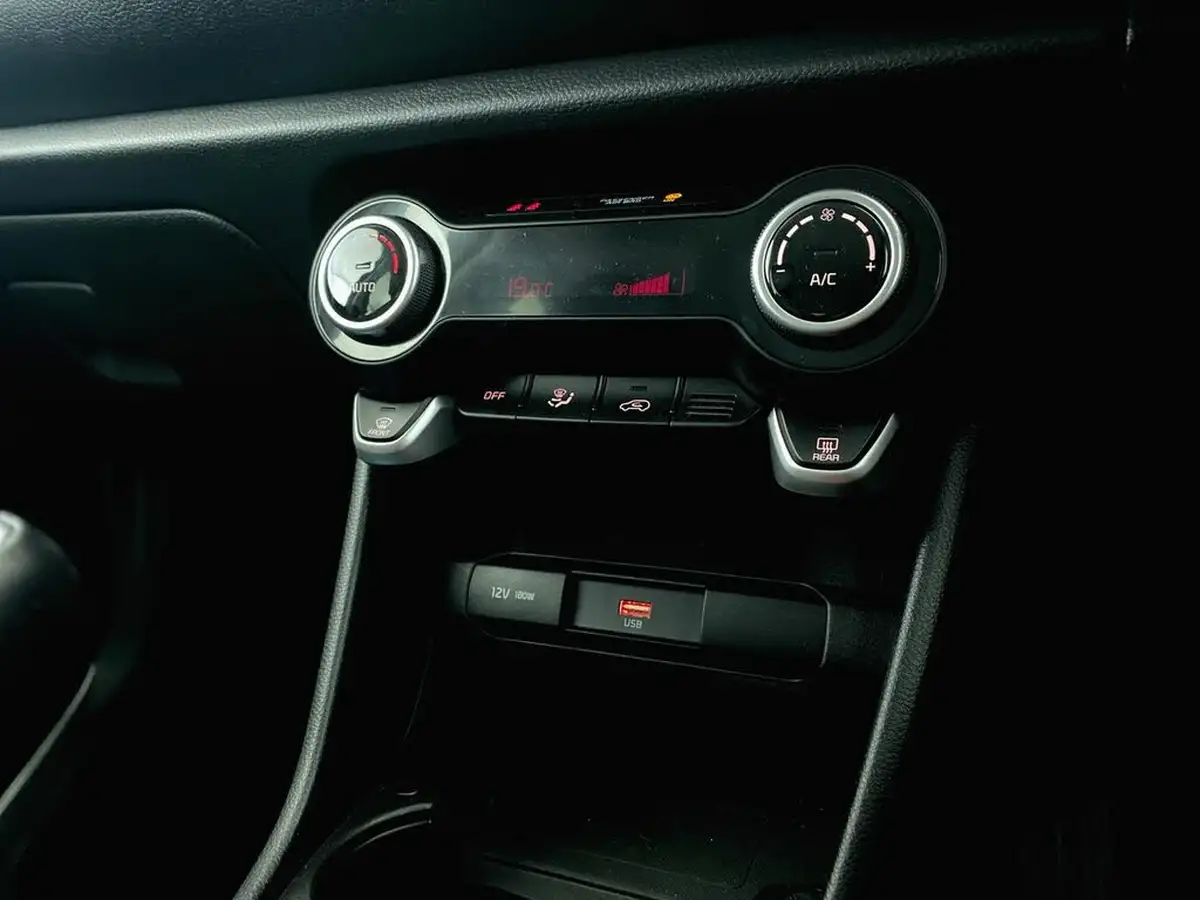 2022-kia-picanto-10-t-gdi-gt-line-s-big-20