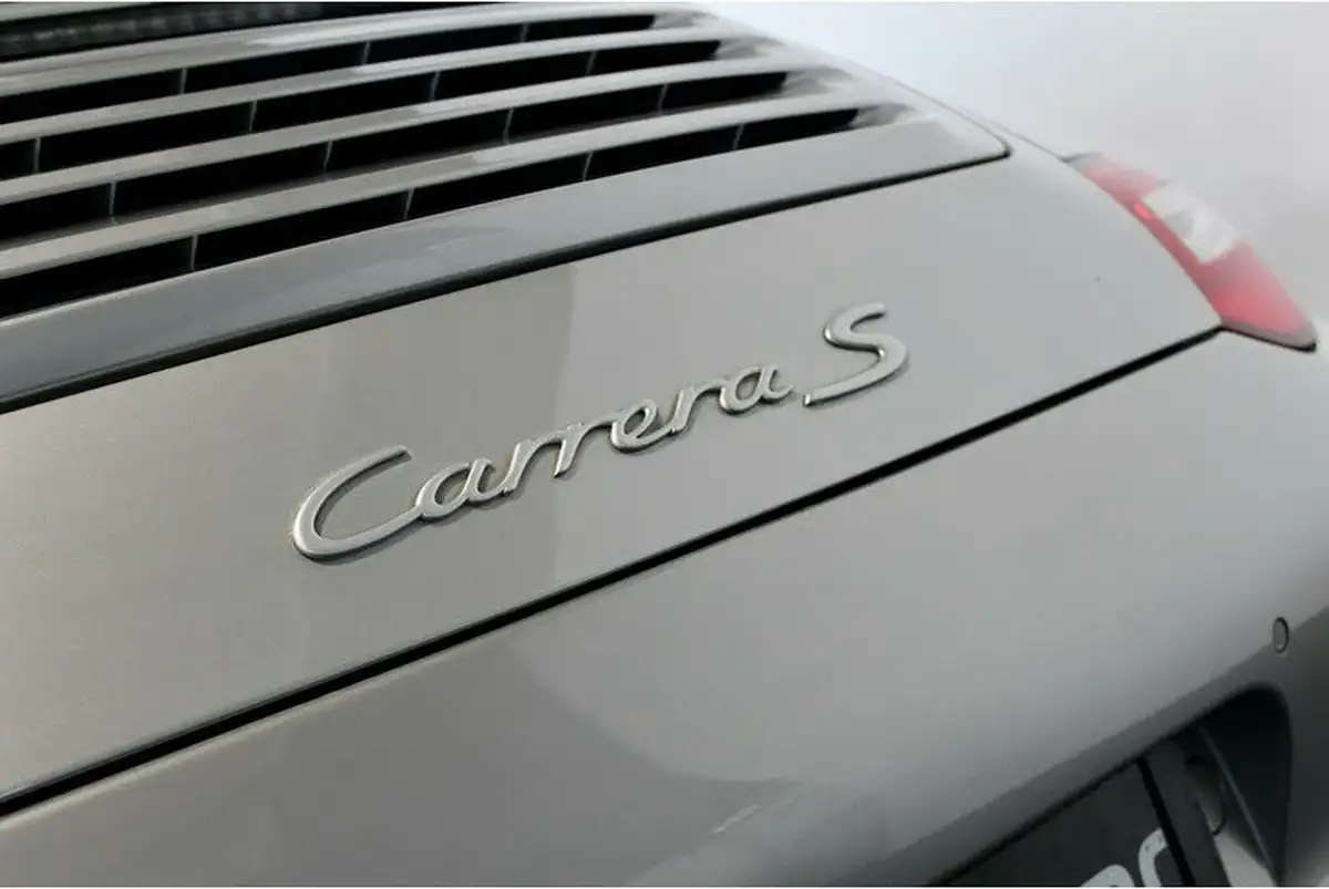 2009-porsche-911-big-37