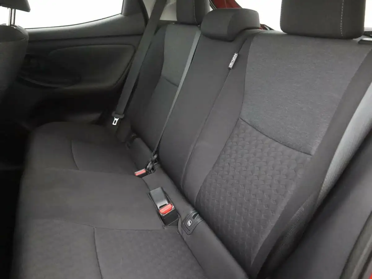 2022-toyota-yaris-15-vvt-i-design-big-14