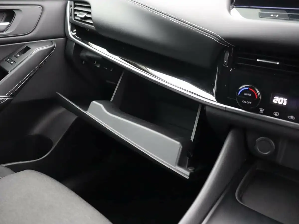 2023-nissan-qashqai-15-n-connecta-big-47