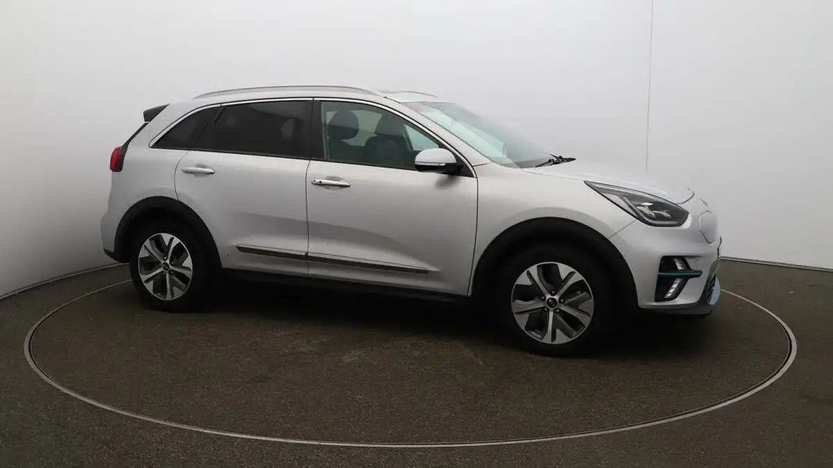2021-kia-e-niro-ev-4-big-49