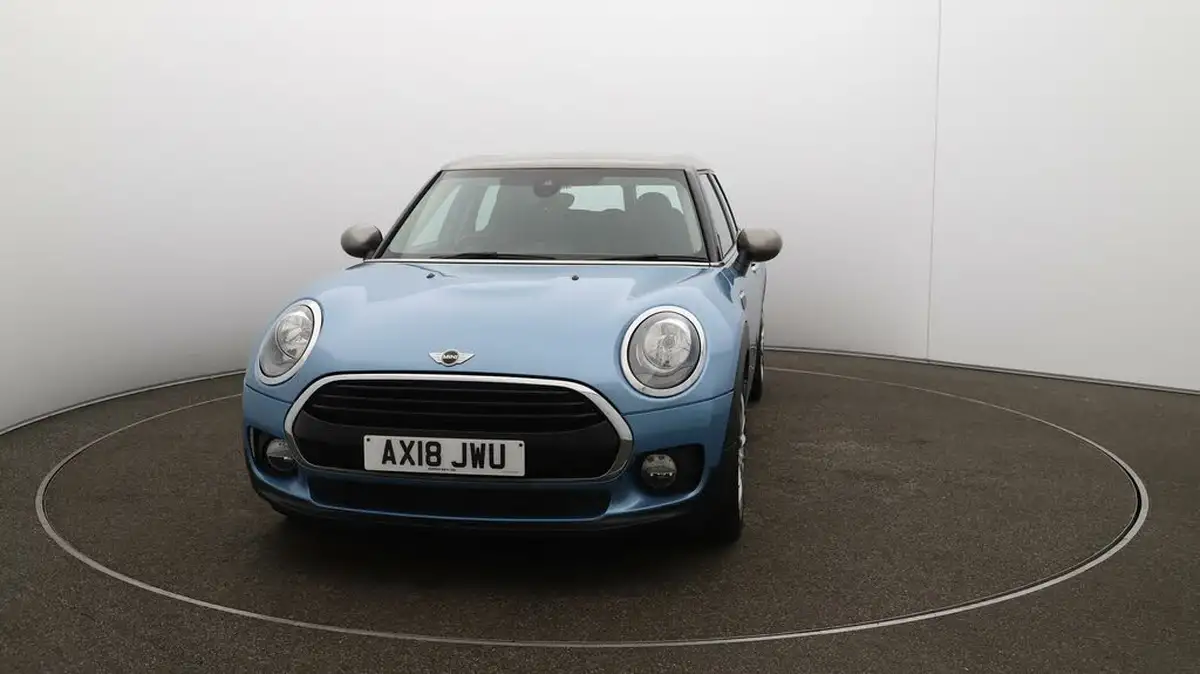 2018-mini-clubman-15-cooper-ss-big-35