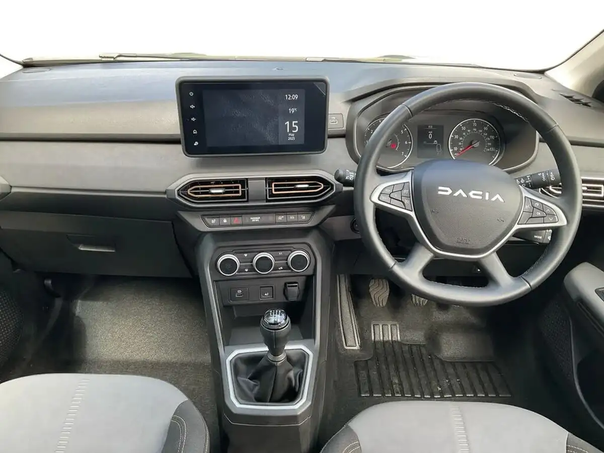 2024-dacia-jogger-10-tce-extreme-big-9