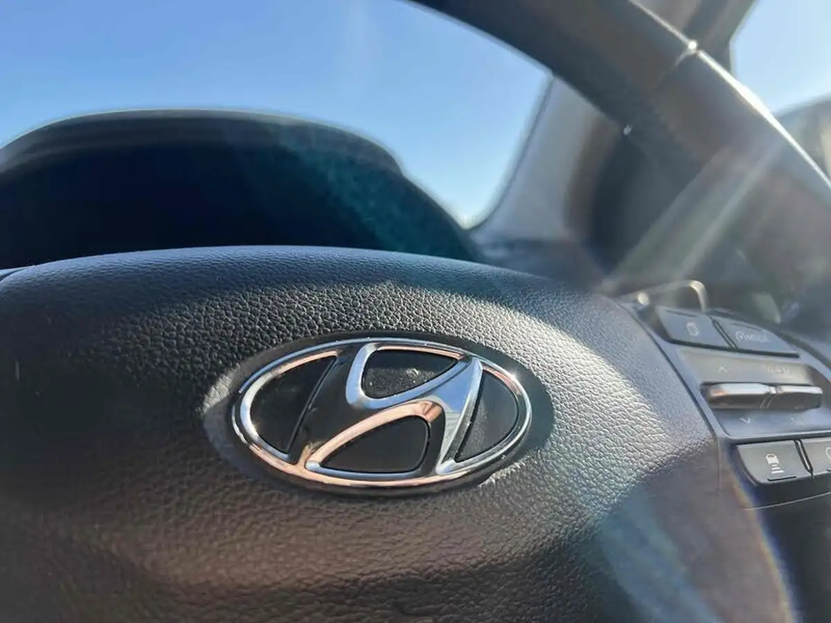 2020-hyundai-kona-e-premium-204ps-big-36