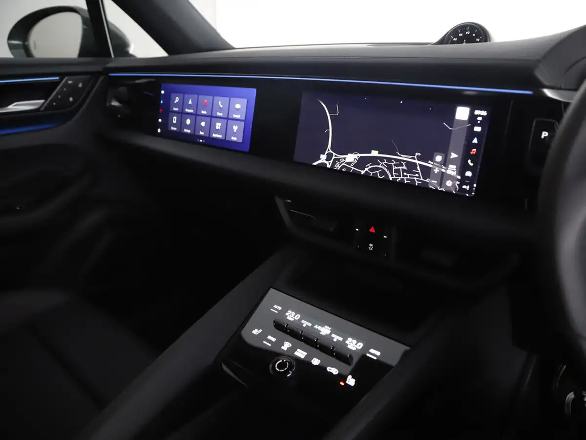 2025-porsche-macan-e-electric-big-20