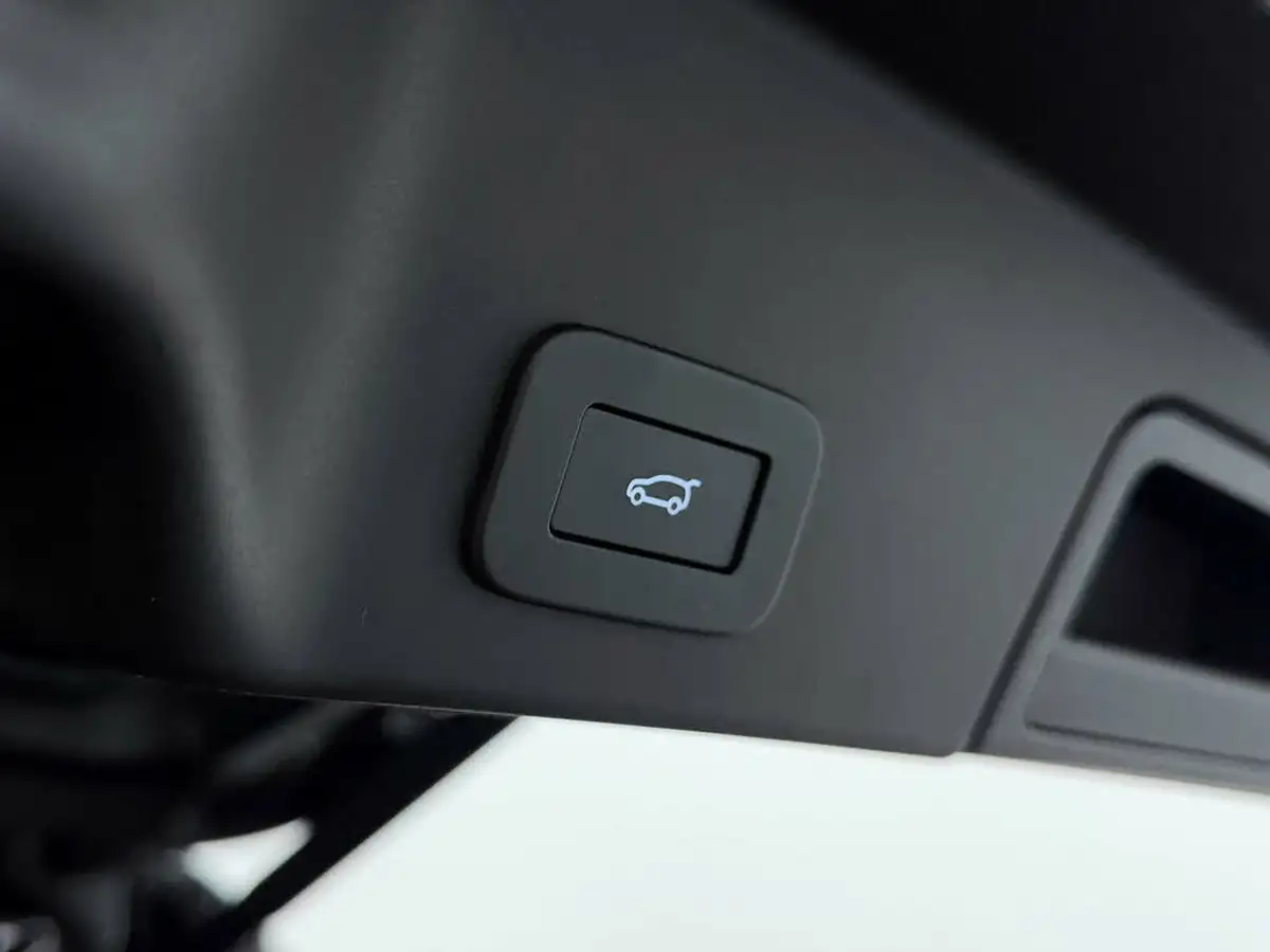 2023-land-rover-range-rover-evoque-20-d200-dynamic-se-big-11