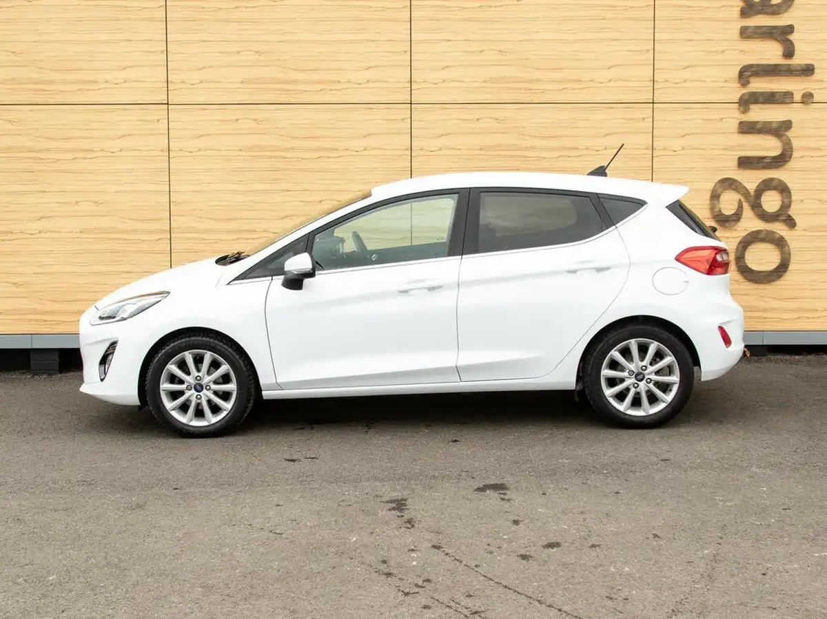 2019-ford-fiesta-10t-titanium-125ps-5d-big-12