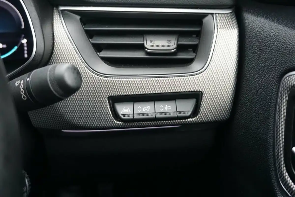 2022-renault-arkana-16-s-edition-big-20