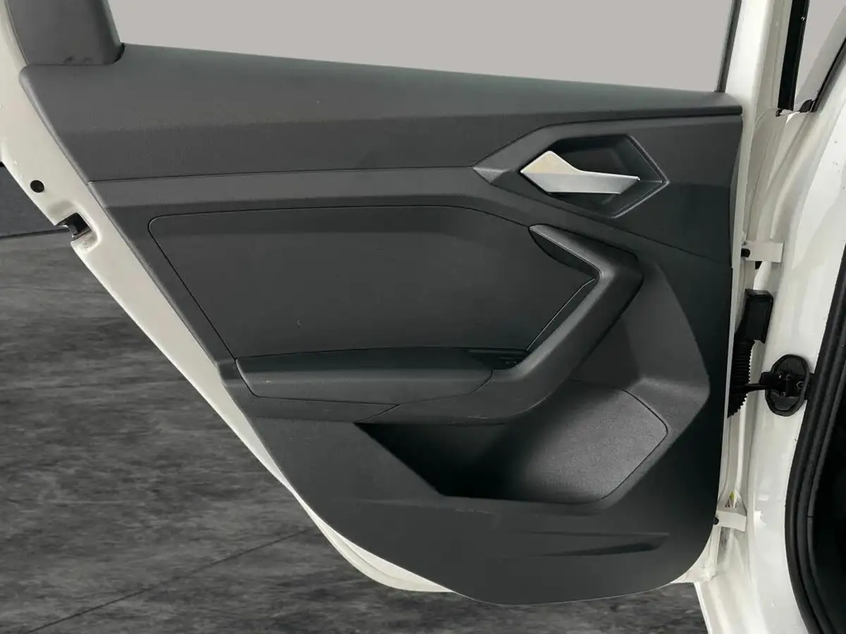 2022-audi-a1-10-25-tfsi-sport-big-32