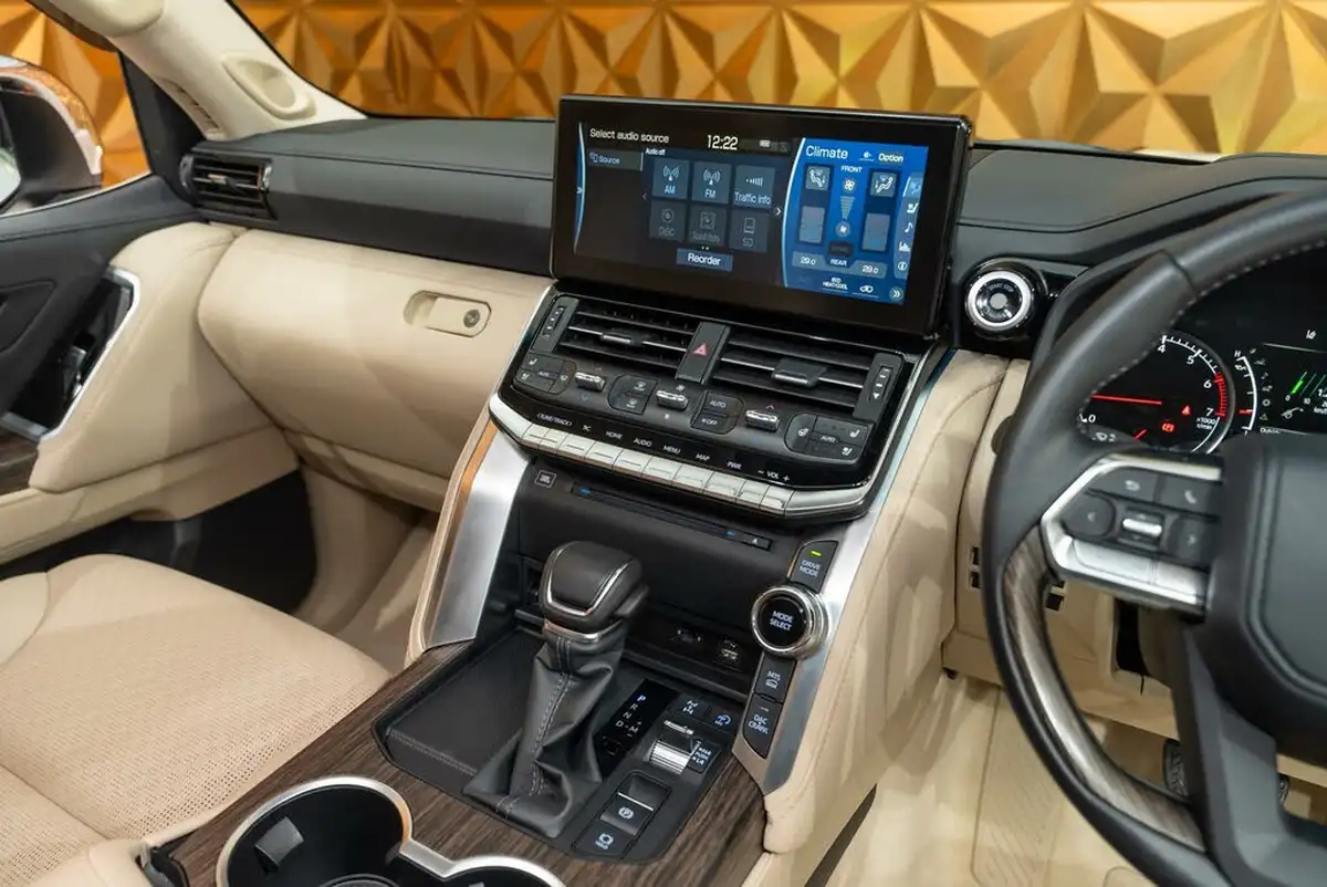 2024-toyota-land-cruiser-big-22