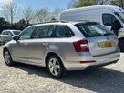 2014-skoda-octavia-16tdi-se-estate-small-4