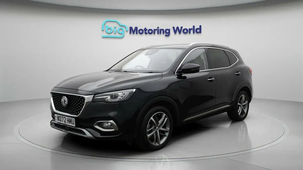 2023-mg-hs-15t-gdi-exclusive-162ps-dct-big-3