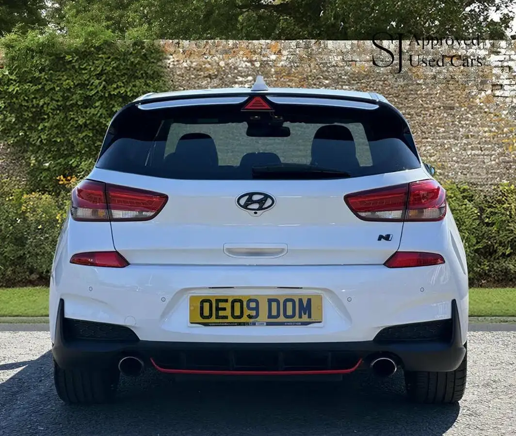 2018-hyundai-i30-n-20-t-gdi-n-performance-big-6