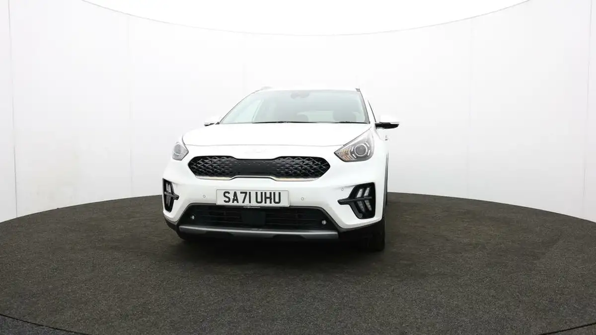 2021-kia-niro-16-gdi-phev-3-42in-cluster-big-57