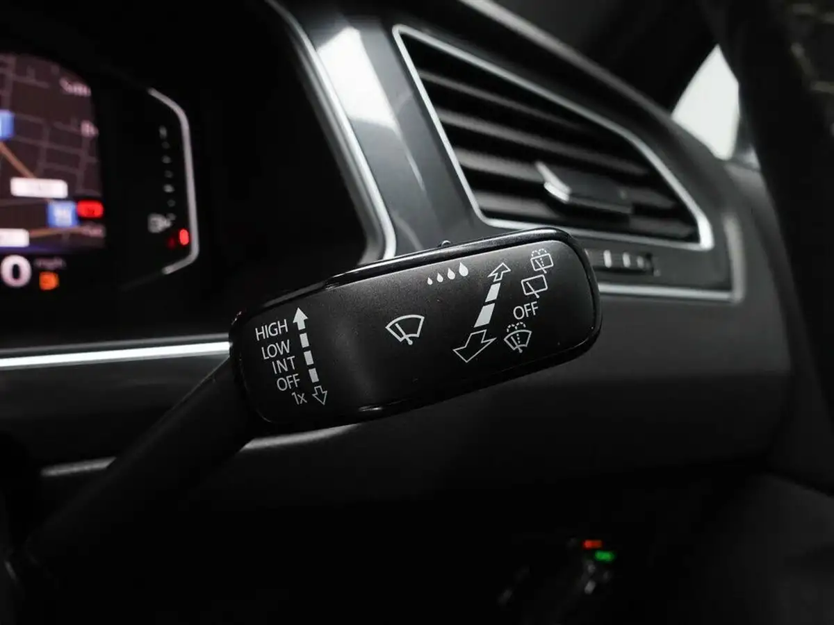 2019-volkswagen-tiguan-20tdi-r-line-tech-150ps-dsg-big-40